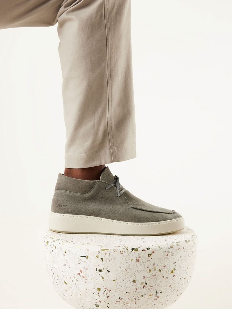Chaussure grise Nubikk