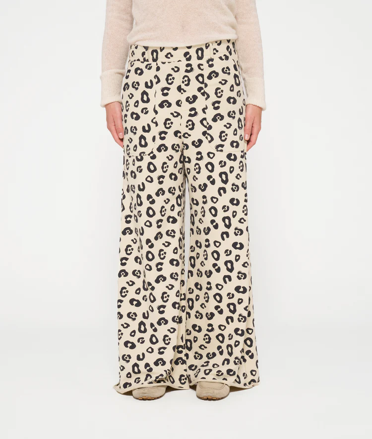 Wide jogger leopard 10 Days 