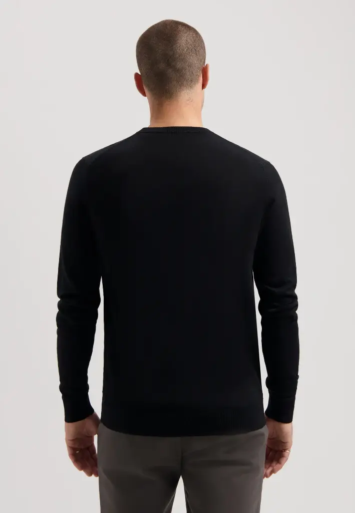 Pull noir Dstrezzed