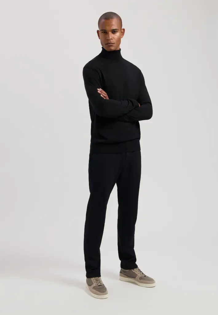Sous Pull noir Dstrezzed