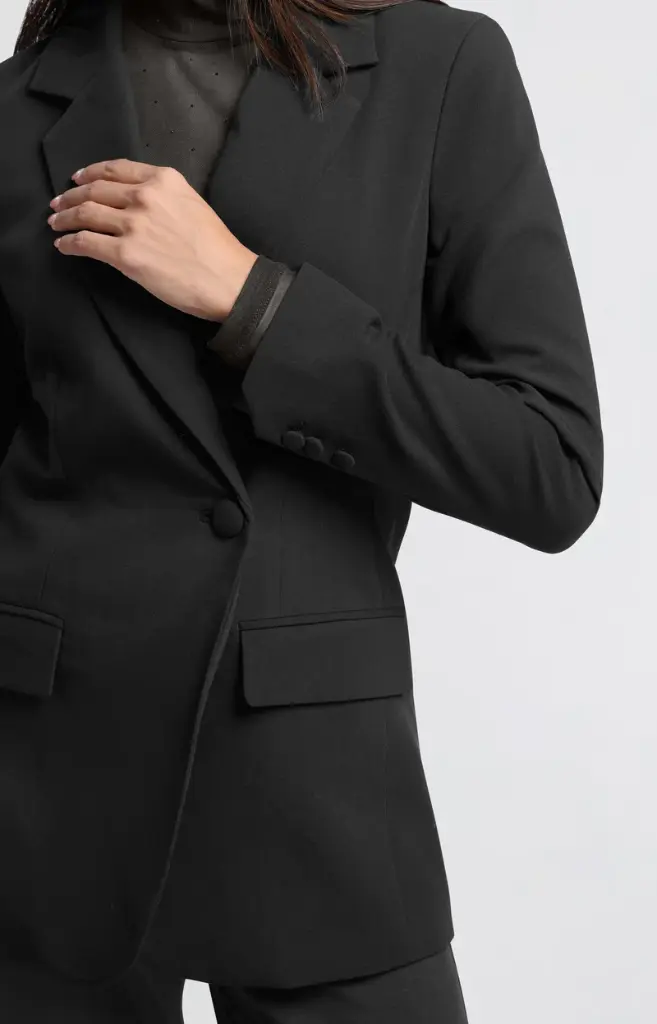 Blazer ajusté avec fermeture asymétrique