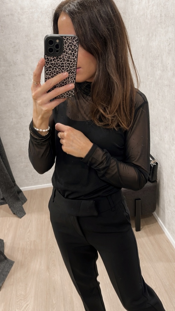 Top en maille à col montant et strass