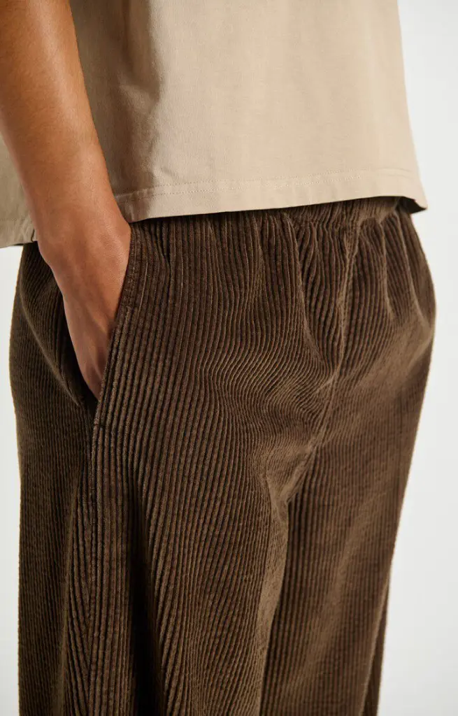 PADO137H25-OUVI-MODEL-2-large.webp