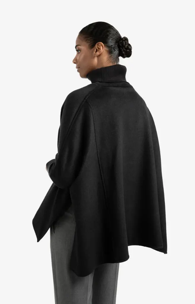 wool-blend-poncho-with-turtleneck-and-flap-pocket_1b67a71c-6ded-43df-8ef4-db6371c5807d.webp