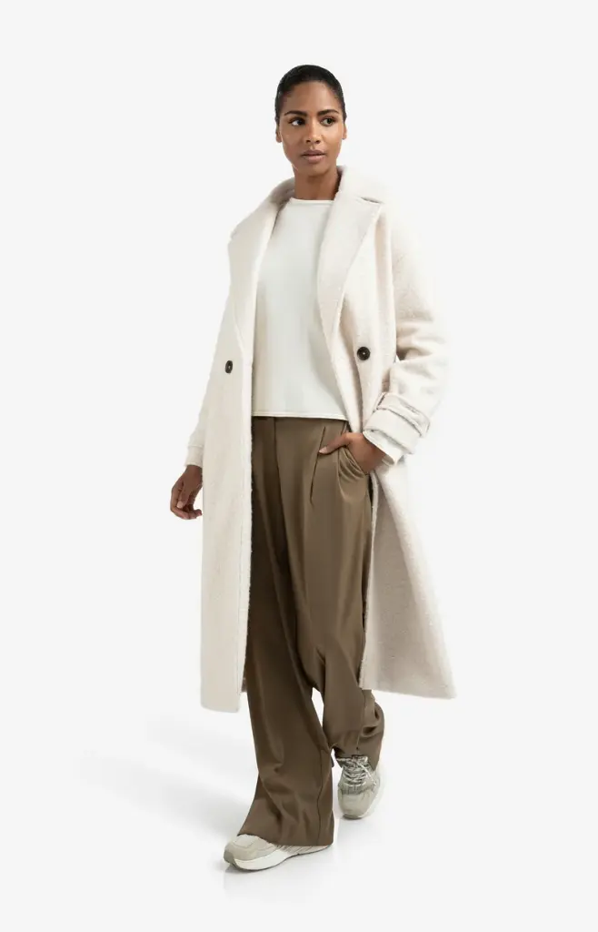 long-boucle-coat-with-belt-and-oversized-fit.webp
