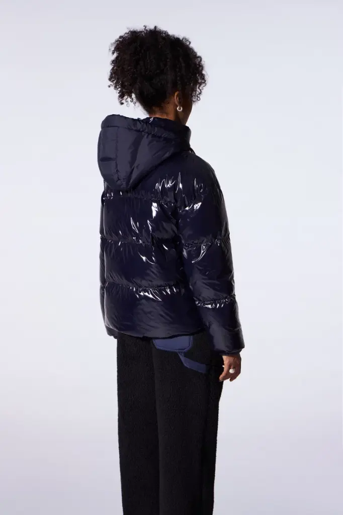 h25-lili-bright-doudoune-dark-night-fr (2).webp