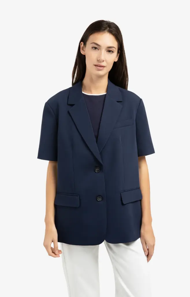 oversized-blazer-with-short-sleeves-and-lapel-collar_c487c575-8ebf-48b0-9896-f223133c7162.webp