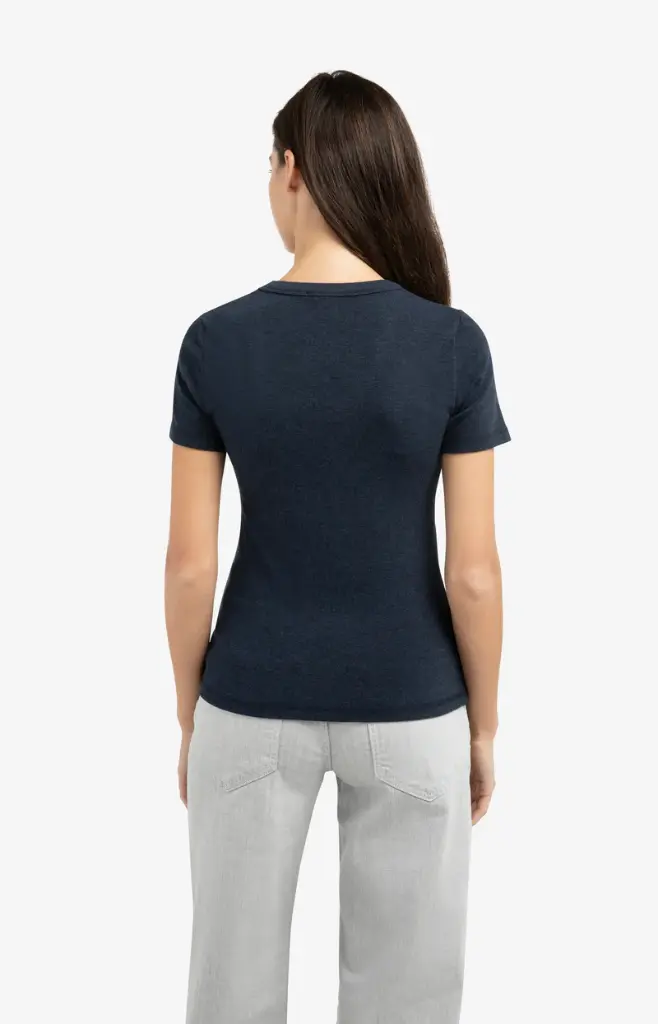 short-sleeve-t-shirt-with-round-neck_b873414f-53ad-449f-8b26-369287738270.webp