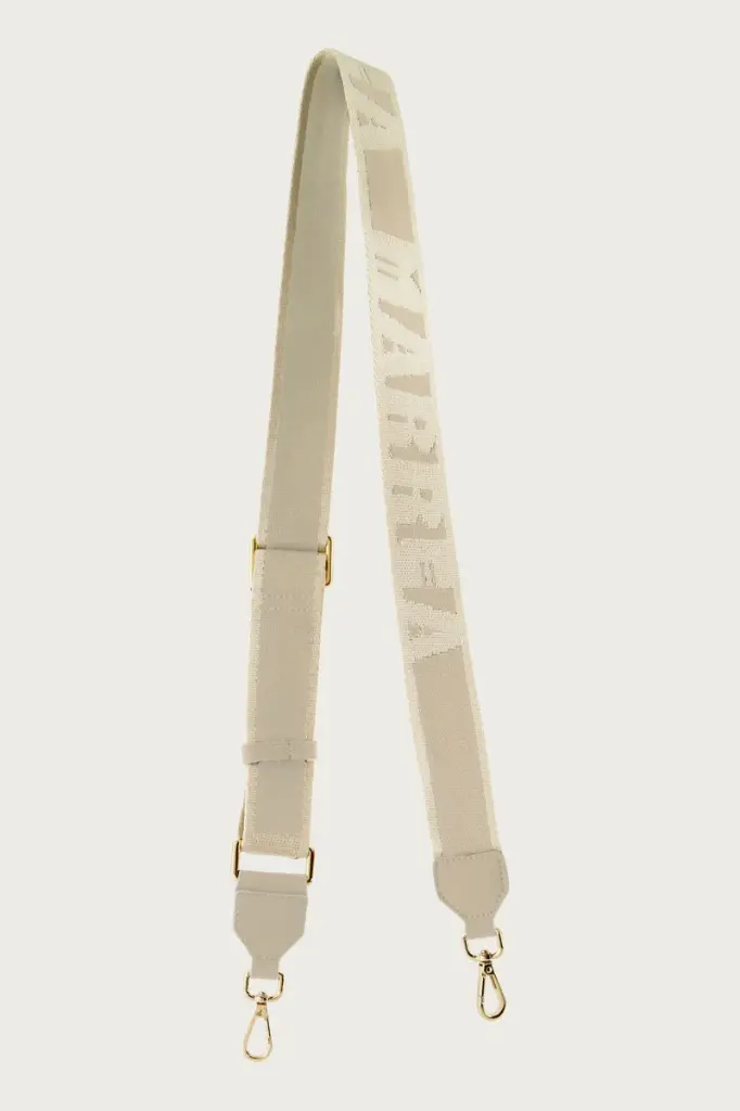 NO_TAN_LINES_STRAP.webp