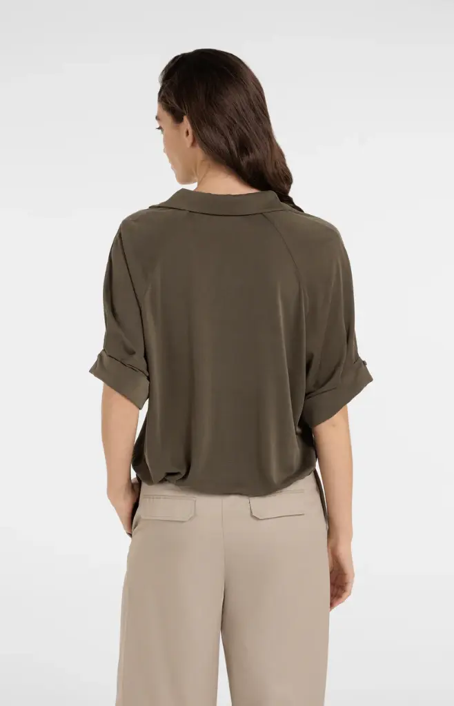 jersey-top-with-pleated-sleeves_b660749c-a058-46c7-b8f4-65b84612863f.webp