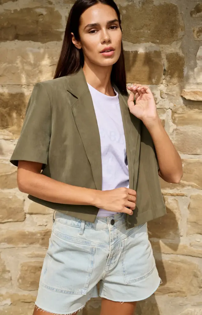 woven-blazer-with-short-sleeves-and-detachable-zip-hem_c7627e06-2a56-4408-9060-5d162a17d828 (1).webp