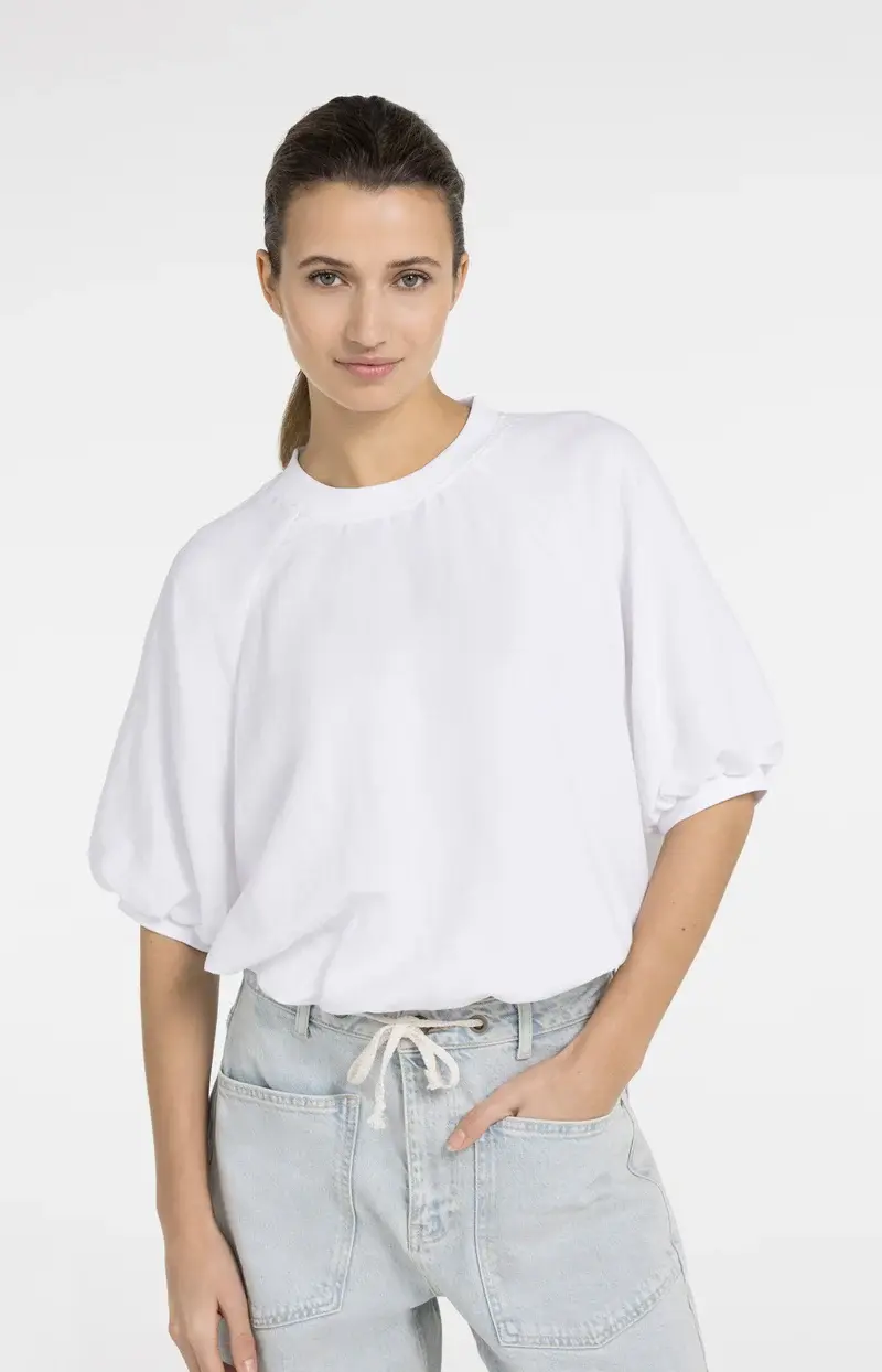 woven-t-shirt-with-balloon-sleeves-and-zip_78f7083a-83ce-4076-873b-7f67542865c6.webp