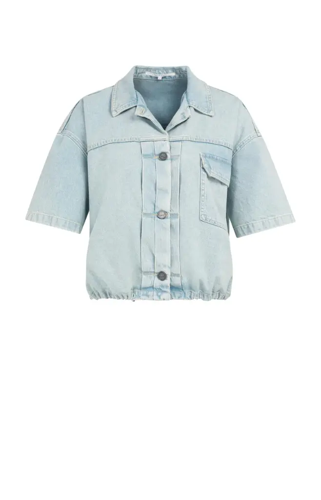 oversized-denim-worker-jacket-with-short-sleeves_4424b30d-d7f2-465e-963a-ce3b6b5c03d8.webp