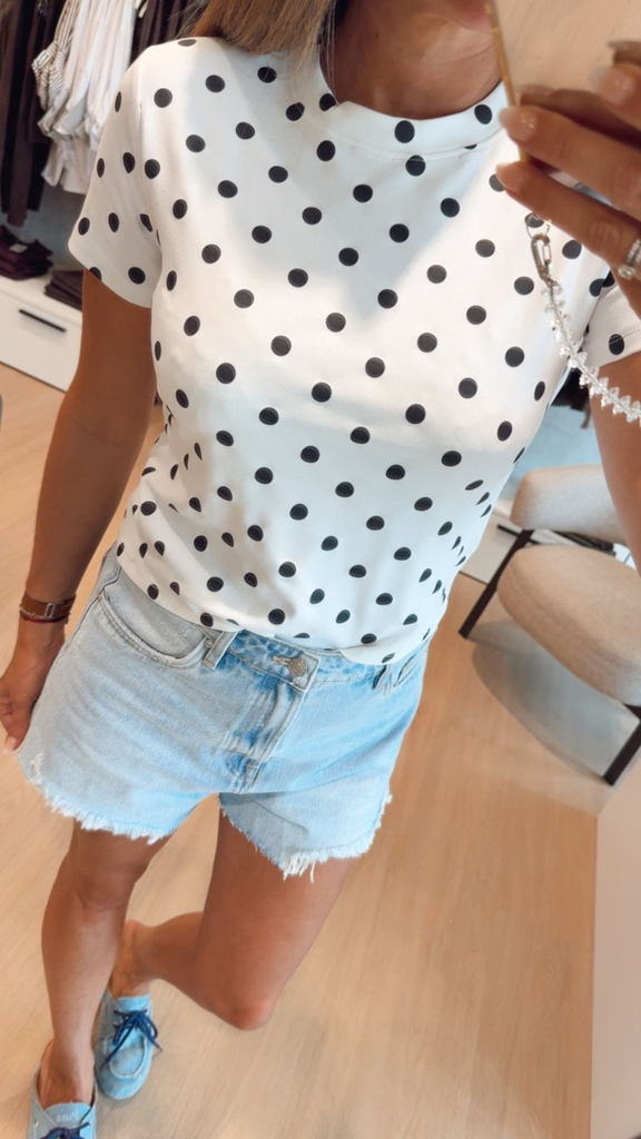 417D0D53-003F-4A18-BFDD-8D55E47A8805.webp