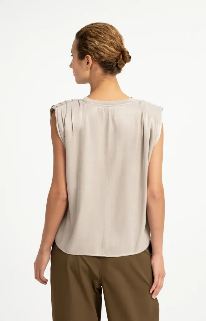 sleeveless-top-with-shoulder-pleats_60c801ff-ff2f-435a-8bab-04cbf1fb4626.webp