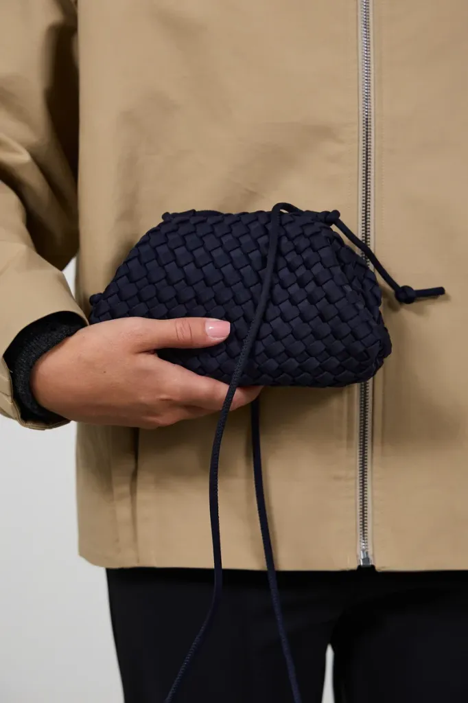 Mini_Pouch_Almost_Midnight_15.webp