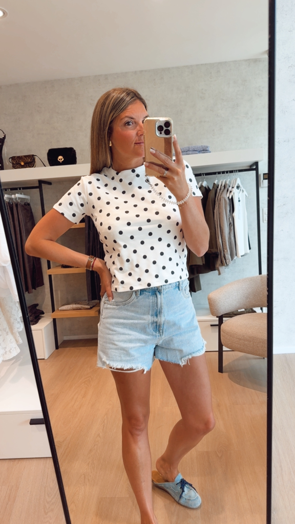 T-shirt à pois blanc