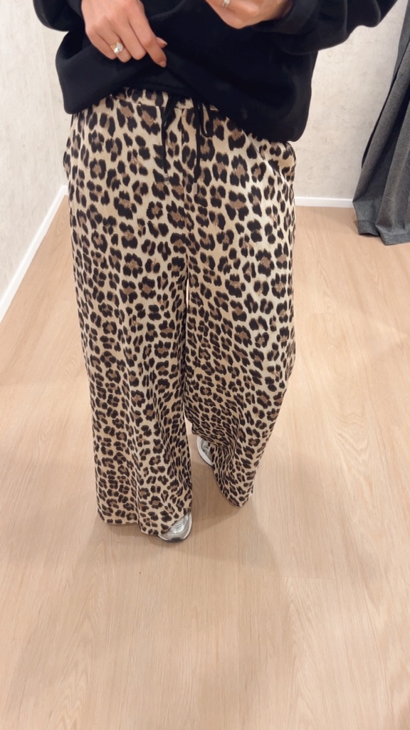 Pant large léopard