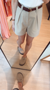 Short taupe